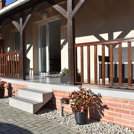 Livia Apartman Hévíz Exteriér fotografie